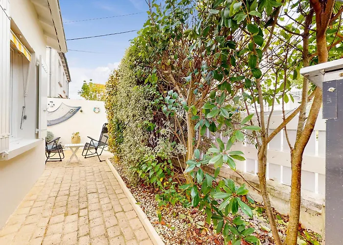 2 Bedroom Gorgeous In