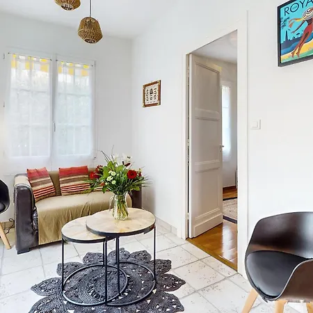 Holiday home 2 Bedroom Gorgeous In Royan